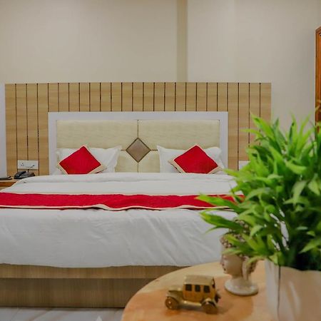 Komal Inn بوشكار المظهر الخارجي الصورة