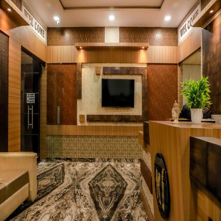 Komal Inn بوشكار المظهر الخارجي الصورة