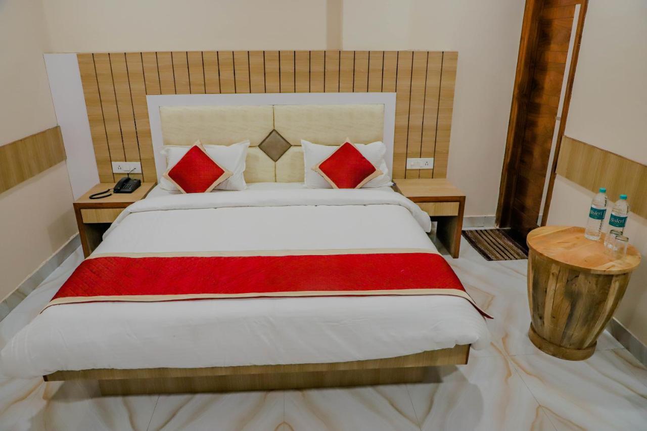 Komal Inn بوشكار المظهر الخارجي الصورة